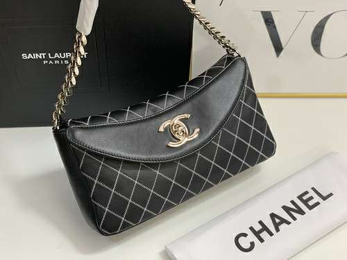 Picture of Chanel Lady Handbags _SKUfw154447696fw